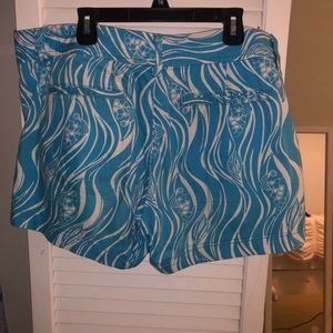 Lilly Pulitzer Callahan shorts. Size 12.